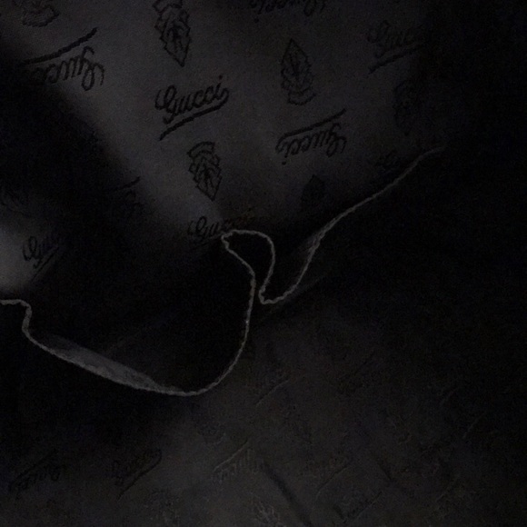 Authentic Gucci Crest bag - Picture 6 of 7